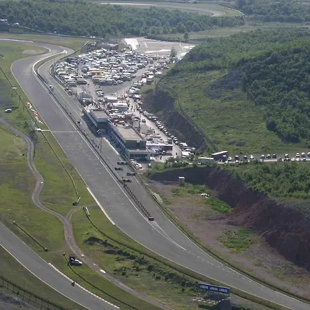 شقة Noar غييكا